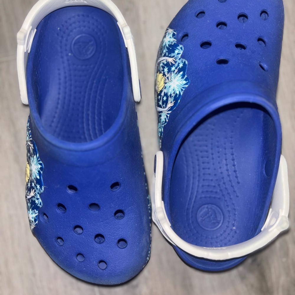 CROCS Frozen Elsa Kids Size J1 - Picture 2 of 3